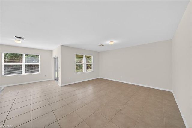 18546 Marlin Kite LN, North Fort Myers, FL 33917