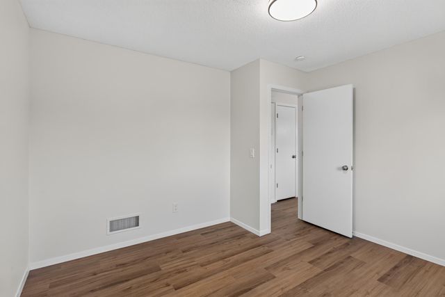 8208 Irving Avenue N, Brooklyn Park, MN 55444