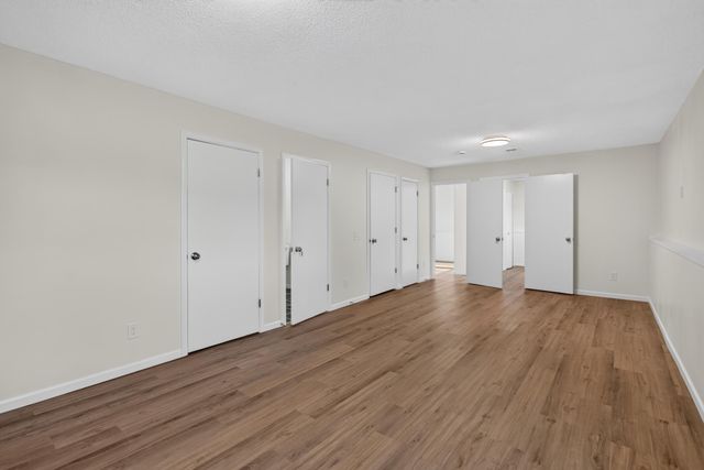 8208 Irving Avenue N, Brooklyn Park, MN 55444
