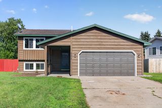 8208 Irving Avenue N, Brooklyn Park, MN 55444