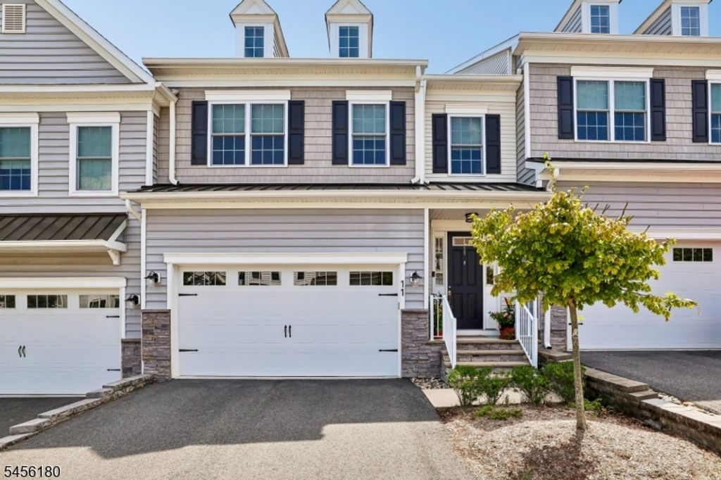 11 Hickory Ct, Cedar Grove Twp., NJ 07009 — photo 2