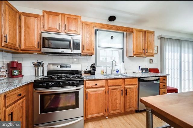 1211 FREDRICK BLVD, Reading, PA 19605