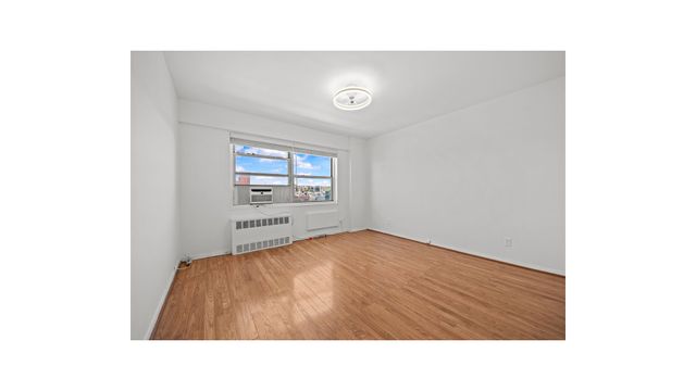 3125 Tibbett Ave Apt 12C, New York City, NY 10463