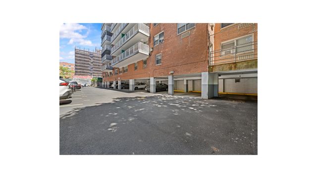 3125 Tibbett Ave Apt 12C, New York City, NY 10463