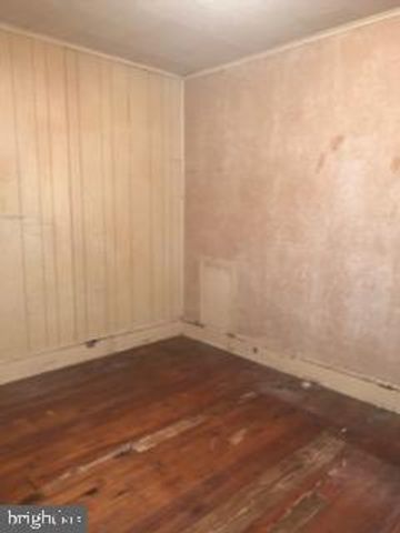 6027 WALNUT ST, Philadelphia, PA 19139