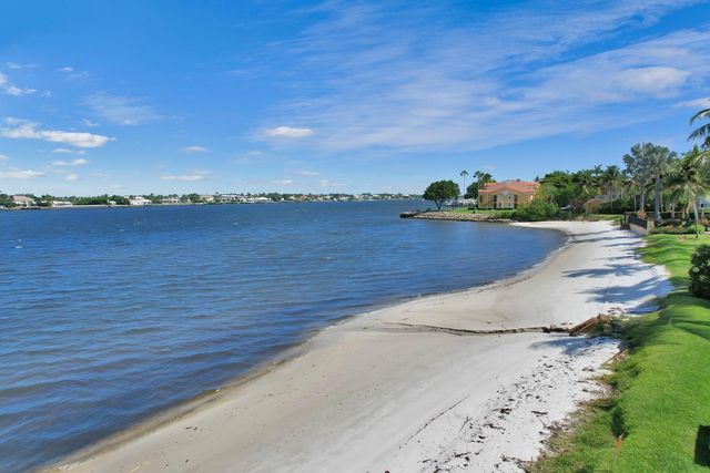 126 Ocean Cay Way, Hypoluxo, FL 33462