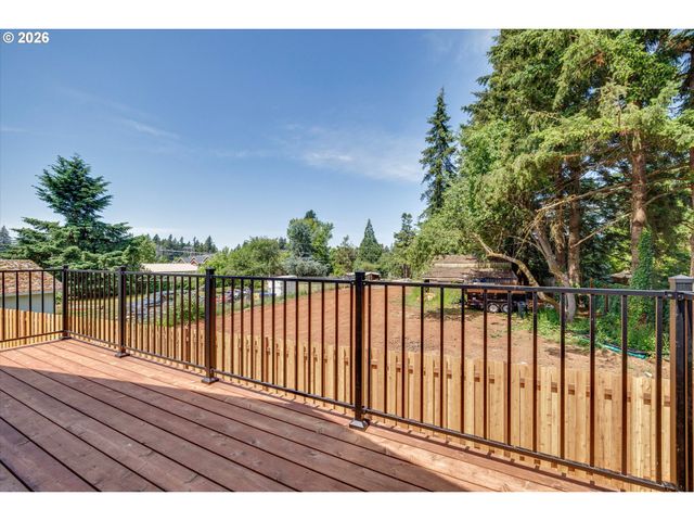 14251 CAUFIELD Rd, Oregon City, OR 97045