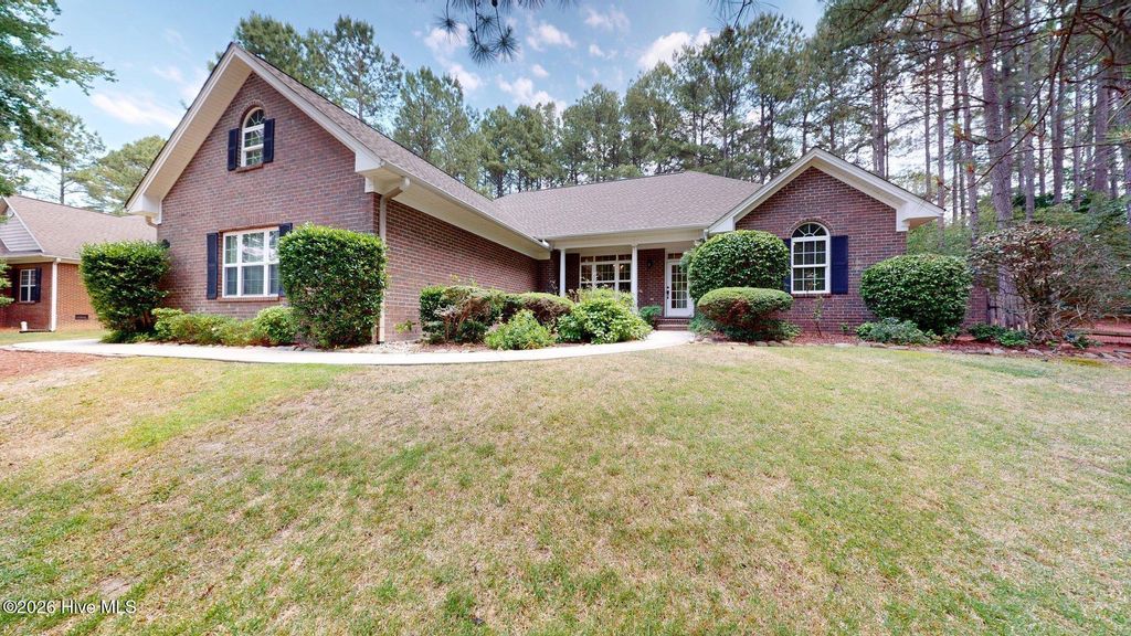 12 Lavender Drive, Whispering Pines, NC 28327