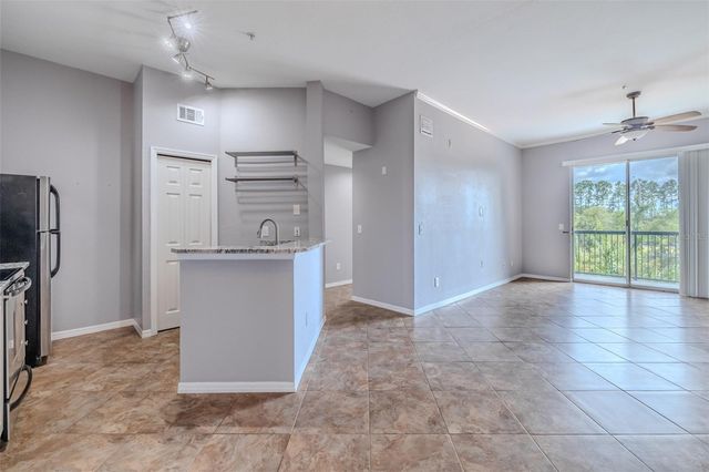 4201 WOODSTORKS WALK WAY 3302, Lutz, FL 33558