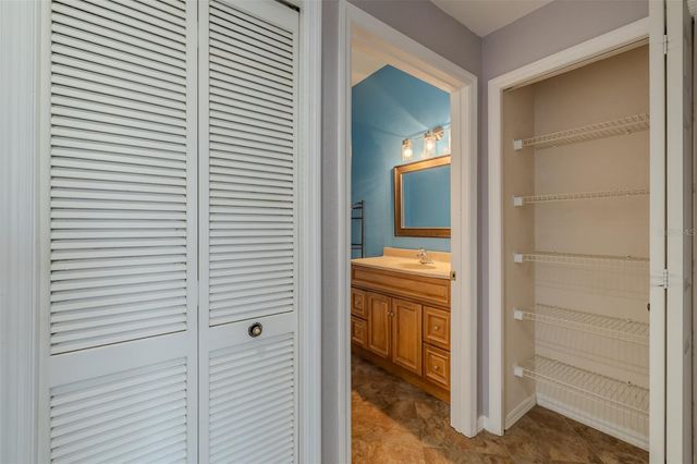4201 WOODSTORKS WALK WAY 3302, Lutz, FL 33558