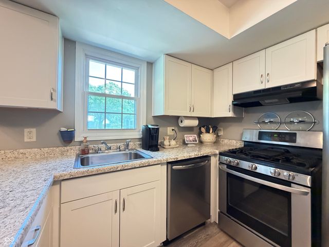 112 Wintergreen Drive, Noblesville, IN 46062
