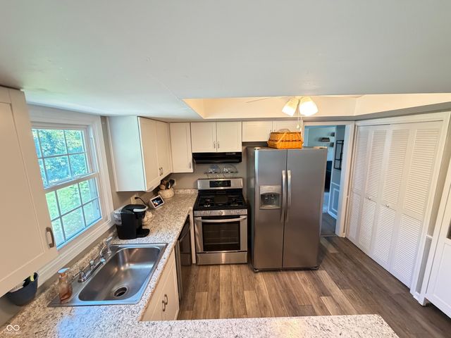 112 Wintergreen Drive, Noblesville, IN 46062