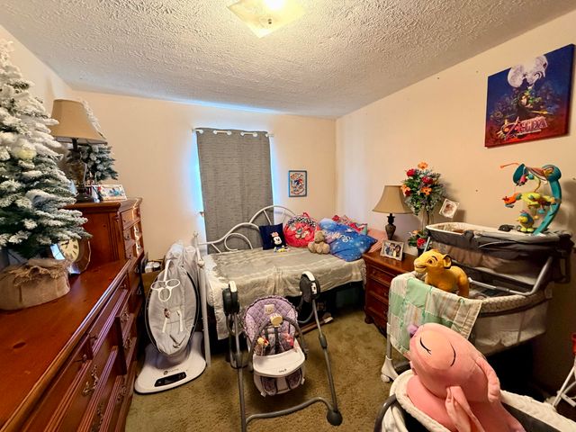 30 Greenlawn Subdivision, London, KY 40744