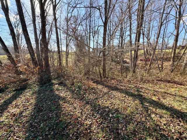 30 Greenlawn Subdivision, London, KY 40744