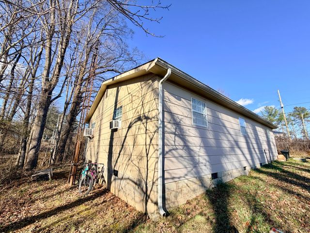 30 Greenlawn Subdivision, London, KY 40744