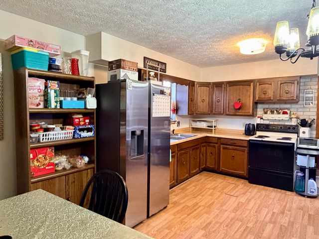 30 Greenlawn Subdivision, London, KY 40744