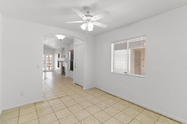 3039 E Hononegh Drive, Phoenix, AZ 85050