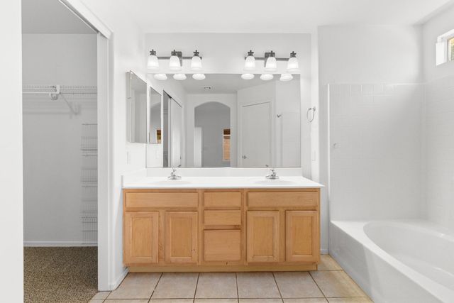 3039 E Hononegh Drive, Phoenix, AZ 85050