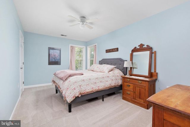 922 WAYNE DR, Winchester, VA 22601