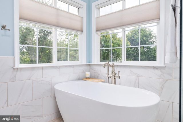 922 WAYNE DR, Winchester, VA 22601