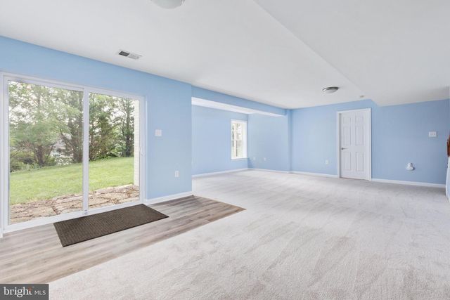 922 WAYNE DR, Winchester, VA 22601