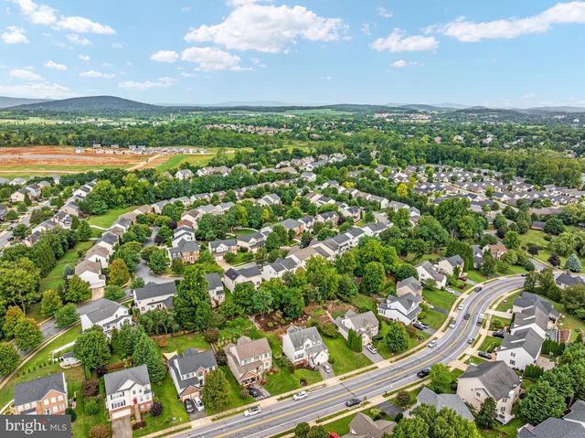 922 WAYNE DR, Winchester, VA 22601