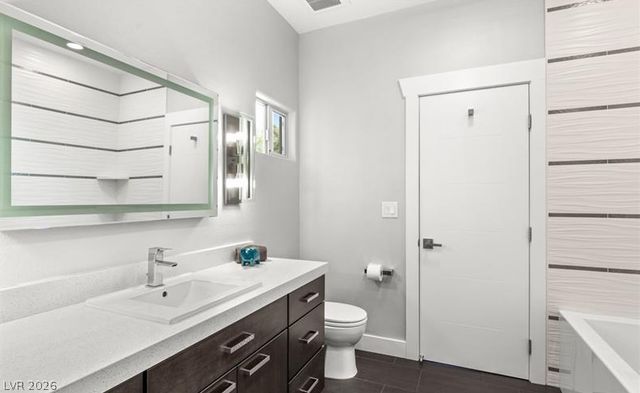 429 Grand Augusta Lane, Las Vegas, NV 89144