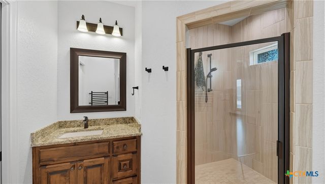 153 Westfield Landing, La Vernia, TX 78121