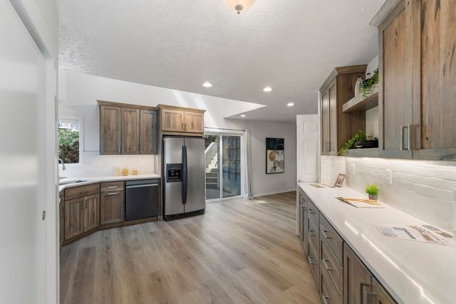 8107 E Elde Dr, Spokane, WA 99212