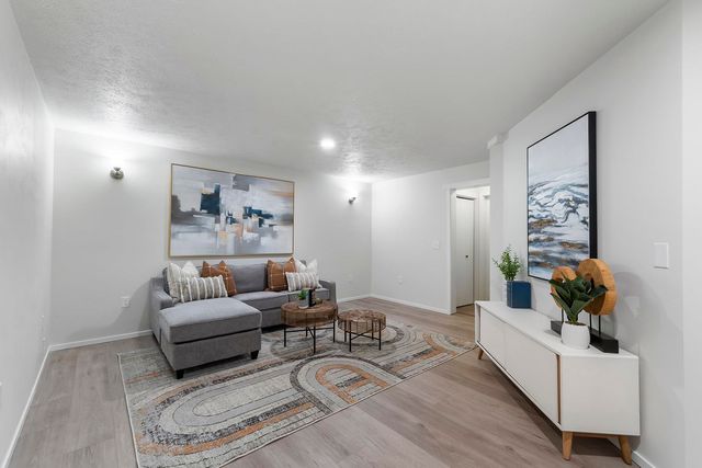 8107 E Elde Dr, Spokane, WA 99212