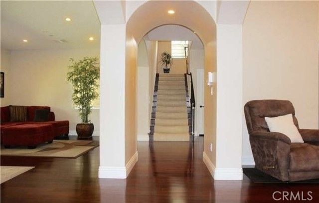507 Grove Place, Glendale, CA 91206