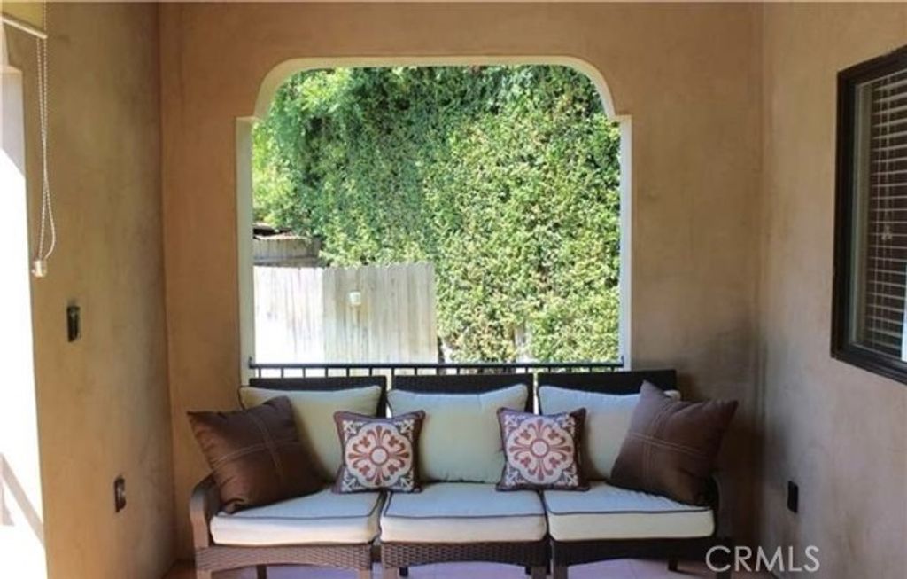 507 Grove Place, Glendale, CA 91206