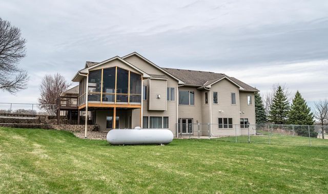 25900 Highview Avenue, Farmington, MN 55024