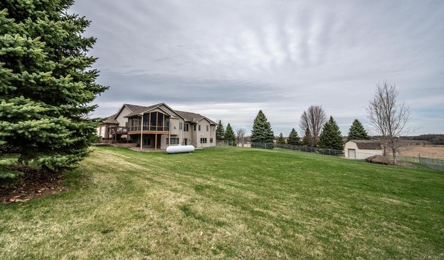 25900 Highview Avenue, Farmington, MN 55024