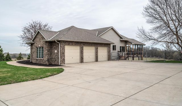 25900 Highview Avenue, Farmington, MN 55024