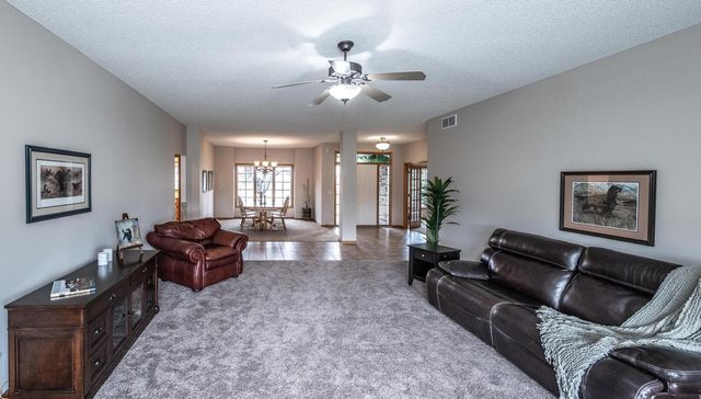 25900 Highview Avenue, Farmington, MN 55024