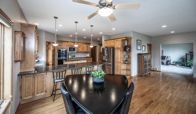 25900 Highview Avenue, Farmington, MN 55024