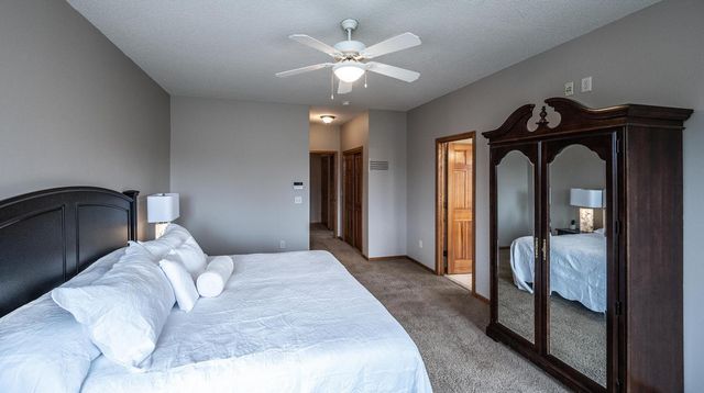 25900 Highview Avenue, Farmington, MN 55024