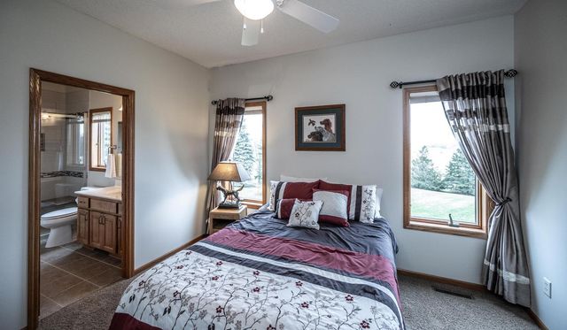 25900 Highview Avenue, Farmington, MN 55024