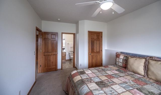 25900 Highview Avenue, Farmington, MN 55024