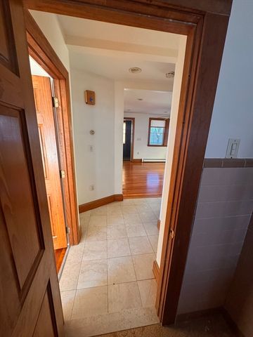 26 Rockwell Ave 2, Medford, MA 02155