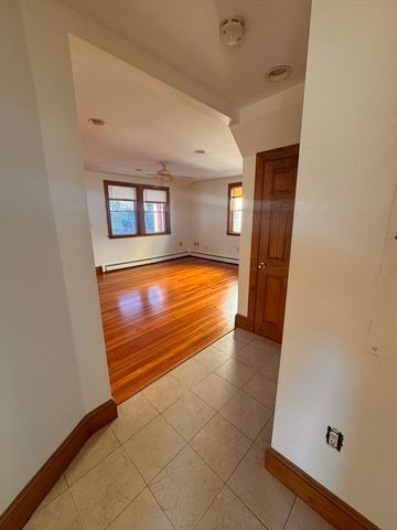 26 Rockwell Ave 2, Medford, MA 02155