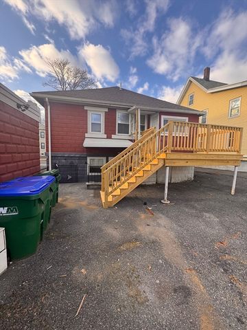 26 Rockwell Ave 2, Medford, MA 02155