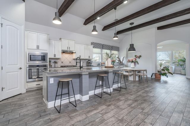 130 Bluehaw DR, Georgetown, TX 78628