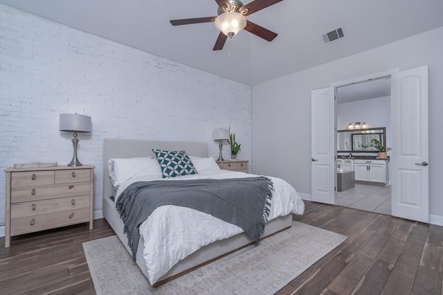 130 Bluehaw DR, Georgetown, TX 78628