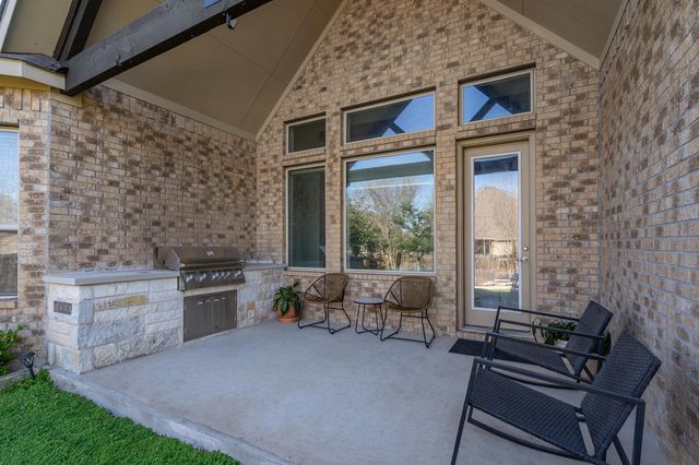 130 Bluehaw DR, Georgetown, TX 78628