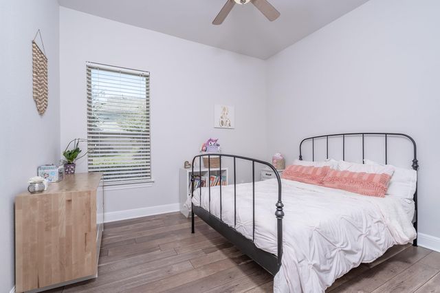 130 Bluehaw DR, Georgetown, TX 78628