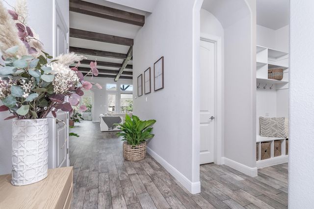 130 Bluehaw DR, Georgetown, TX 78628