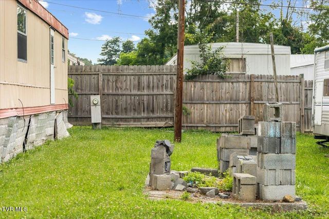 2634 Island Road, Bristol, VA 24202