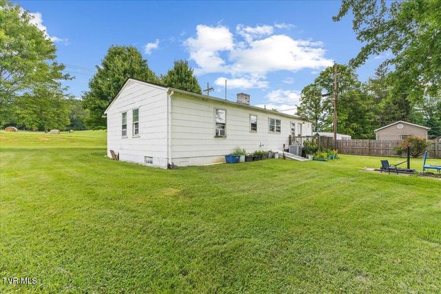 2634 Island Road, Bristol, VA 24202